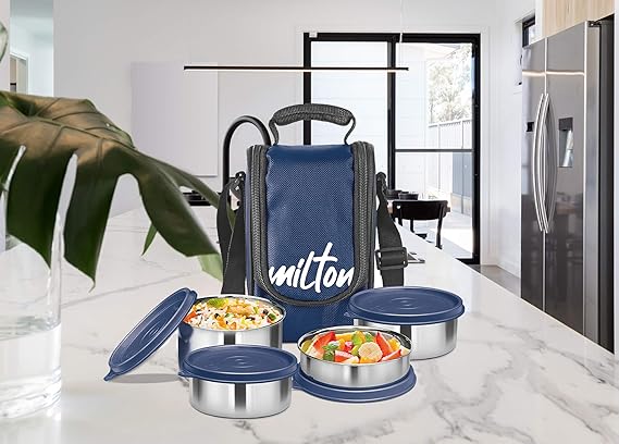Milton Tasty Lunch with 4 Containers and 1 Bag